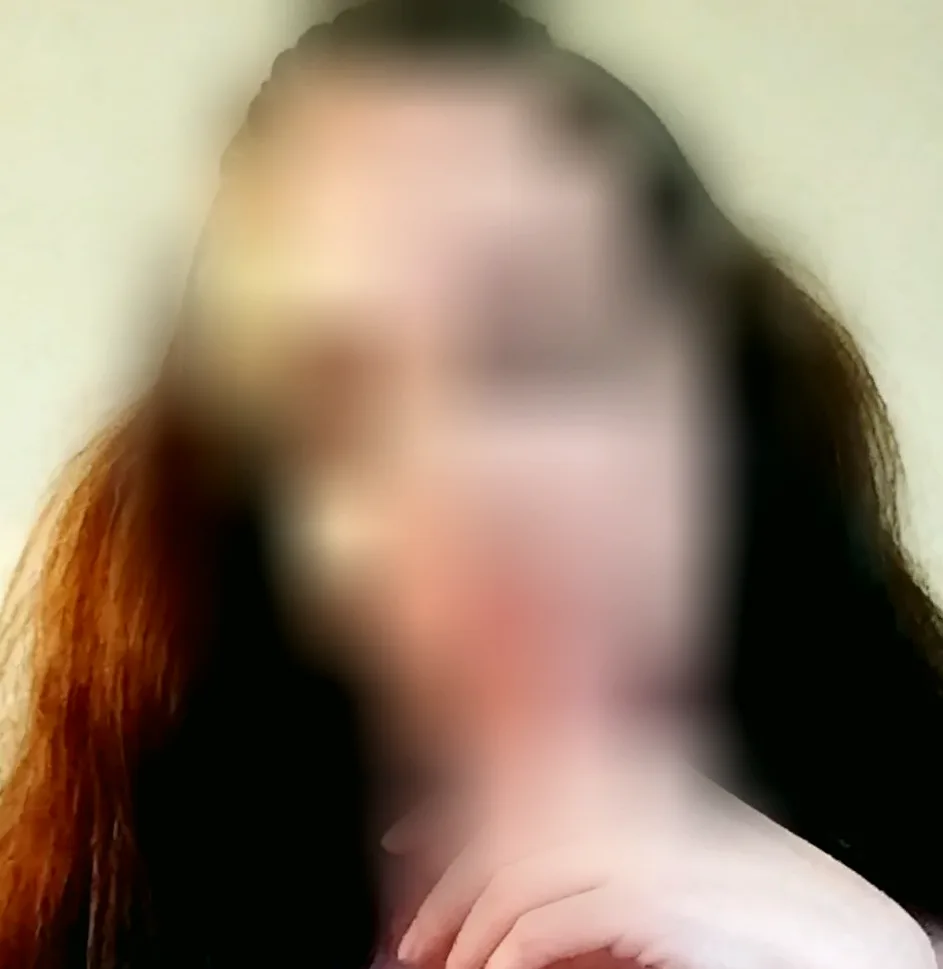 Emilia, 26