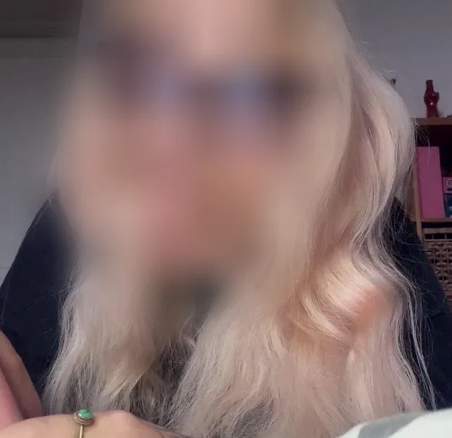 Tuula, 23